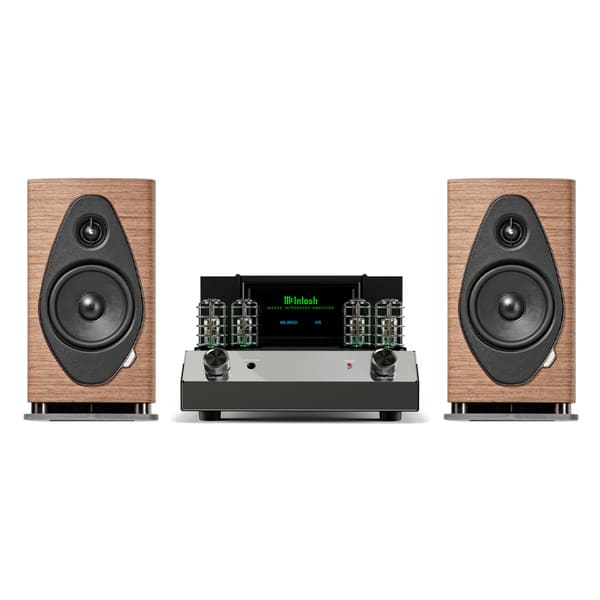 Suggested McIntosh MA252 and Sonus faber Sonetto II G2 pairing in Walnut; speakers additional